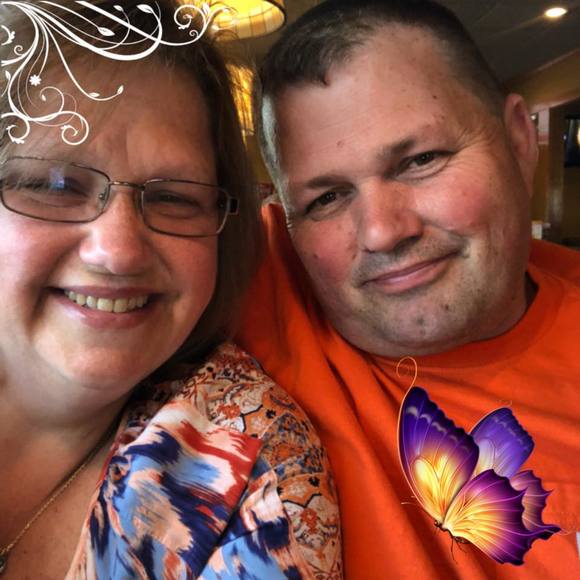 Meet your Posher, Gwen - Picture 1 of 1